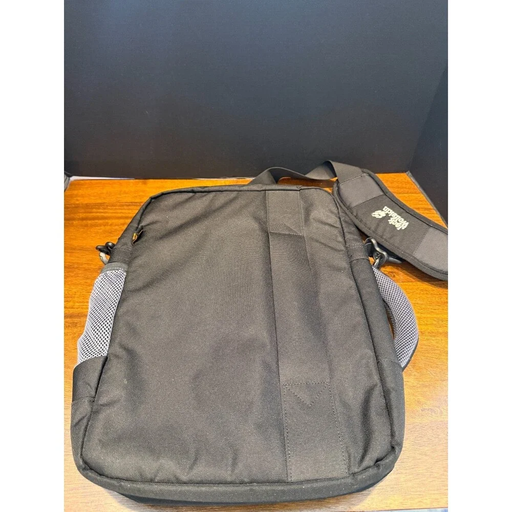 Jack Wolfskin Commuter Messenger Crossbody Laptop Bag Black Travel Organizer
